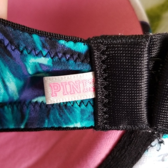 PINK VS Wear Everywhere Push-Up Bra - Picture 3 of 4